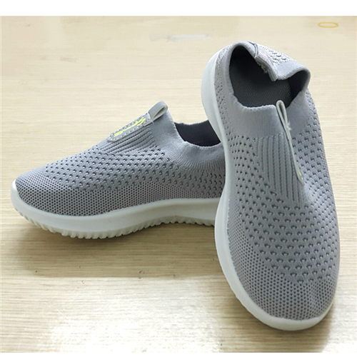Bán Giày chun Sport nhiều màu (3-6T)