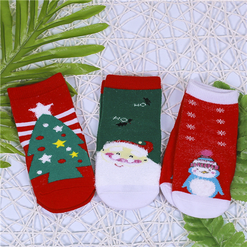 Bán Set 3 đôi tất chống trơn Noel (6-24M)