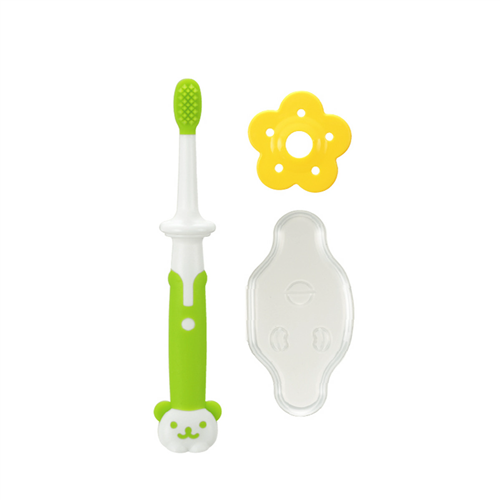 Bán Bàn chải bước 2 Richell RC93864 (8M+)