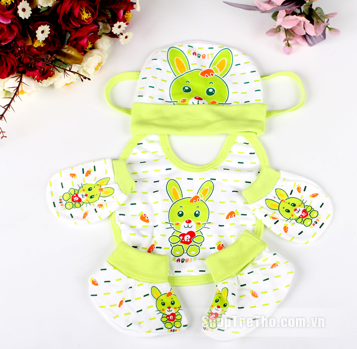 Bộ mũ bao chân tay và yếm Thái