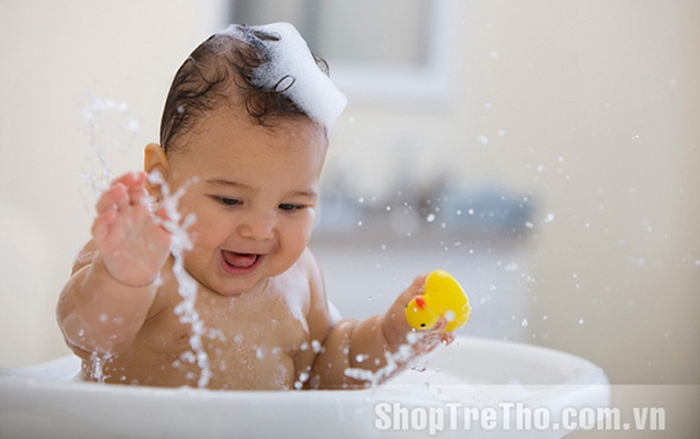 Xà bông dưỡng ẩm chứa Glycerin 0M+ Chicco 