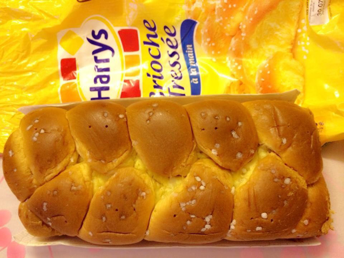 Bánh mỳ hoa cúc Harrys Brioche 515g (Pháp)