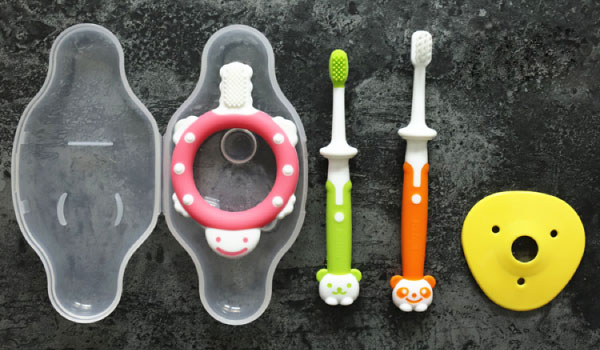 Bộ bàn chải 3 bước Richell RC93866 (3M+)