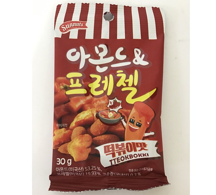 Hạnh nhân kèm bánh quy vị Tteokbokki (30g)