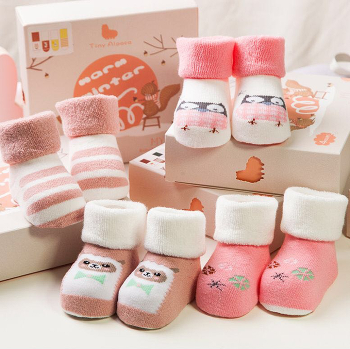Set 4 đôi tất sơ sinh cao cổ cho bé (0-12M)