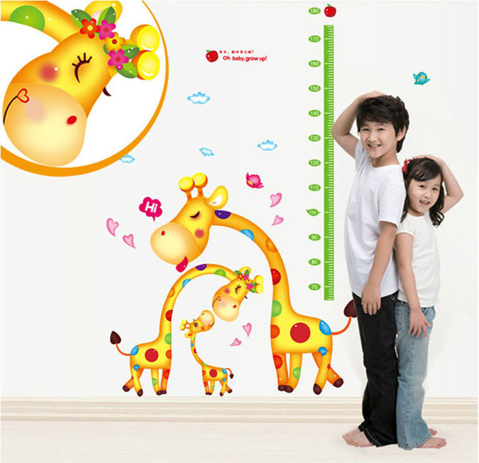 Tranh dán tường thước đo chiều cao gia đình Hươu M055