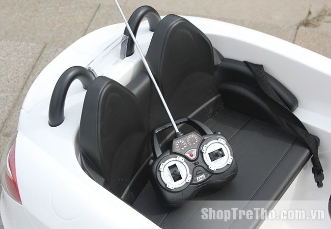 Ô tô điện trẻ em Mercedes Benz - SLR 722S
