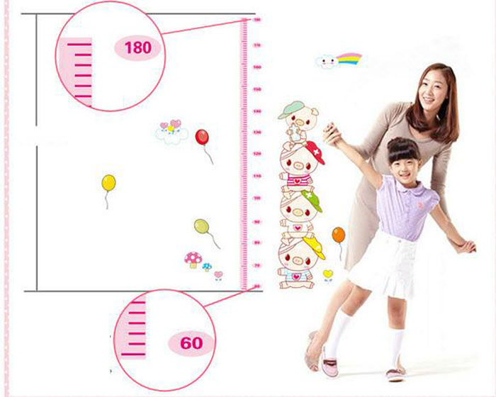 Tranh dán thước đo chiều cao gia đình Heo ngộ nghĩnh
