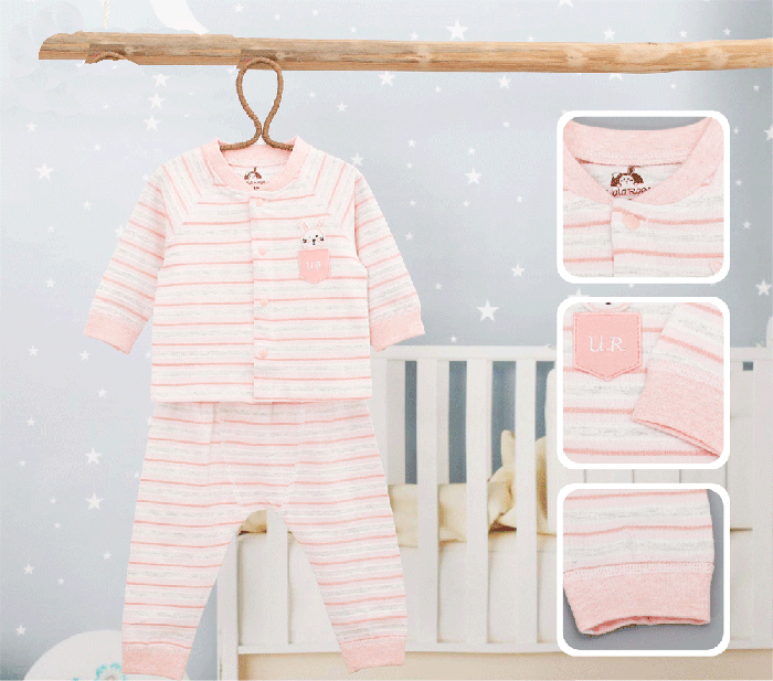 Bộ dài tay cúc giữa kẻ hình thỏ Uala UR3304