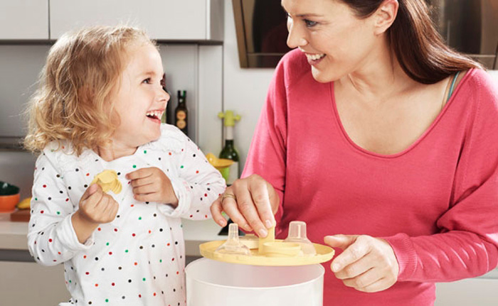 máy tiệt trùng bình sữa Medela bảo vệ sức khỏe của bé