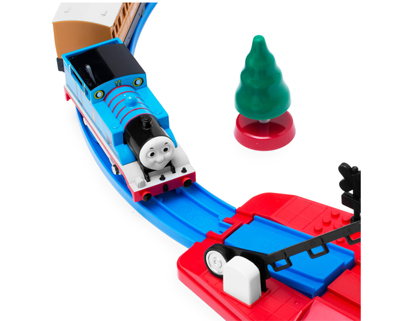 Tomy Thomas Chugs Along Set