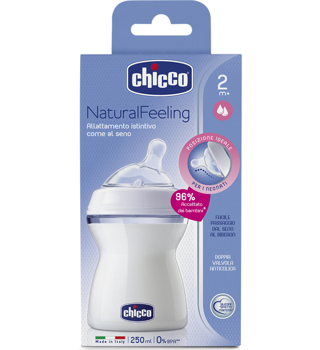Bình sữa núm nghiêng Chicco 250ml 115271 (2M+)