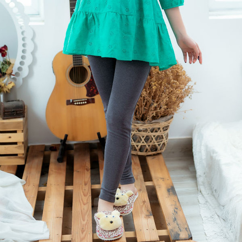 Quần bầu legging dài trơn đen Emum
