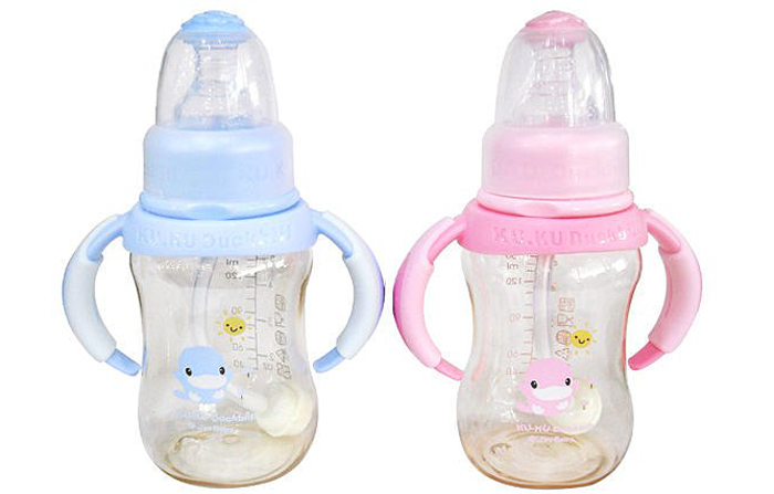 Bình sữa có tay cầm nhựa Pes 150ml kuku5835