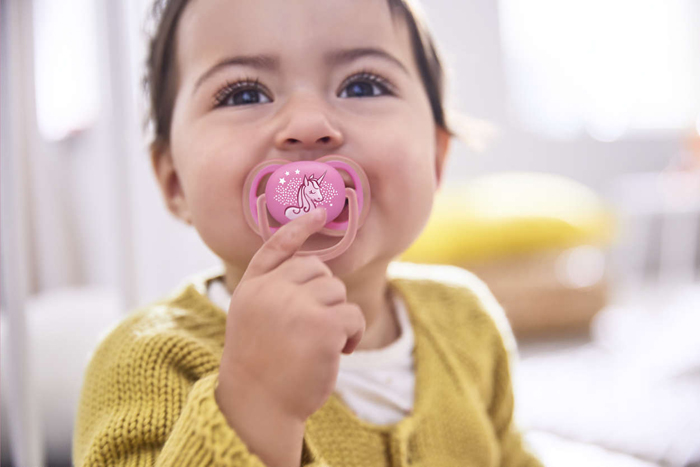 Ty ngậm thông khí cổ tích Avent SCF344/21
