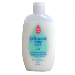 Bán Sữa tắm Johnson's Baby milk có vitamin A&E (200ml)